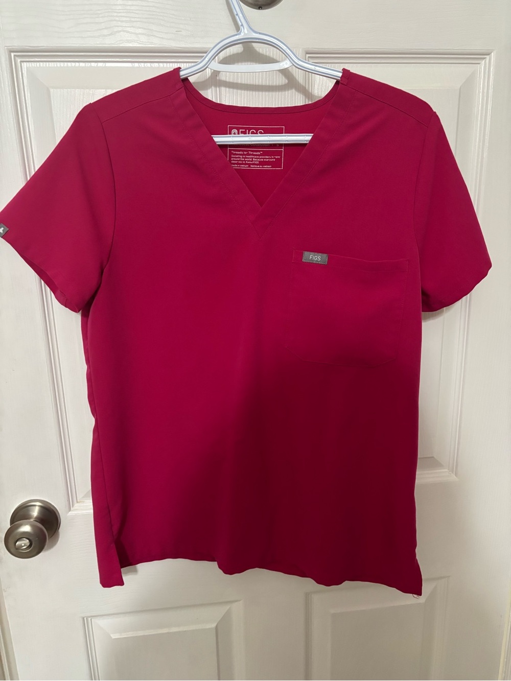 FIGS Magenta Scrub Set